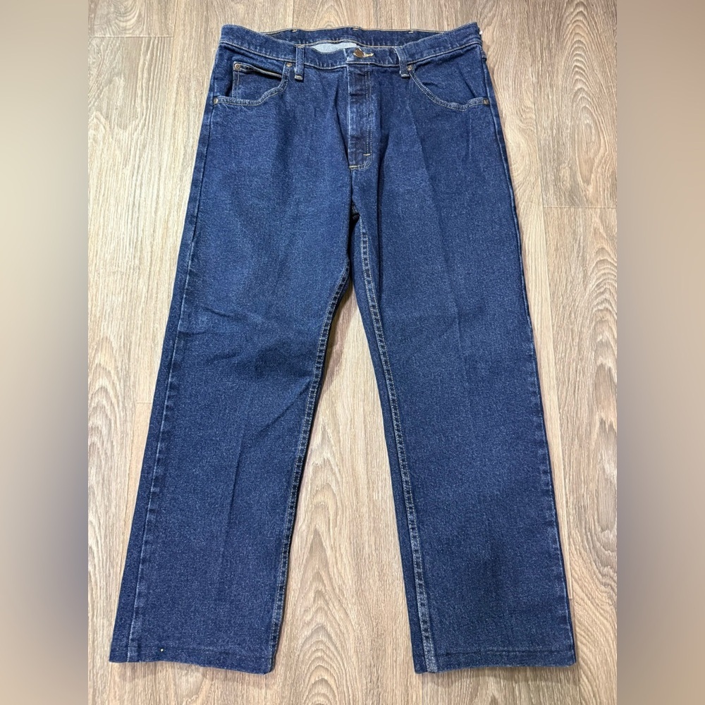 Vintage Wrangler Straight Leg Jeans in Dark Blue Denim 34x26